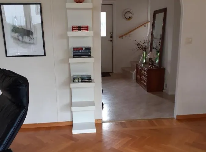 Villa Mitt I Ullared - 400M Till Gekas